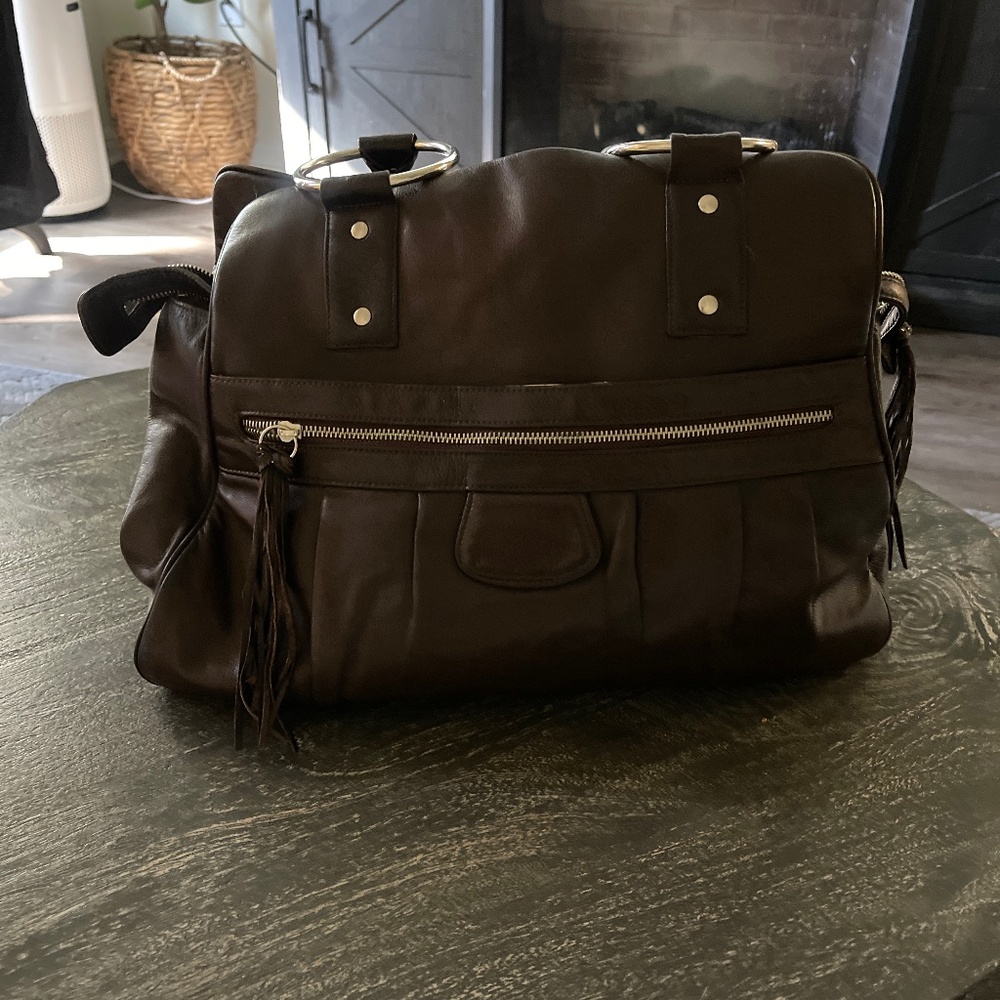?LARGE HANDBAG BY BULGA